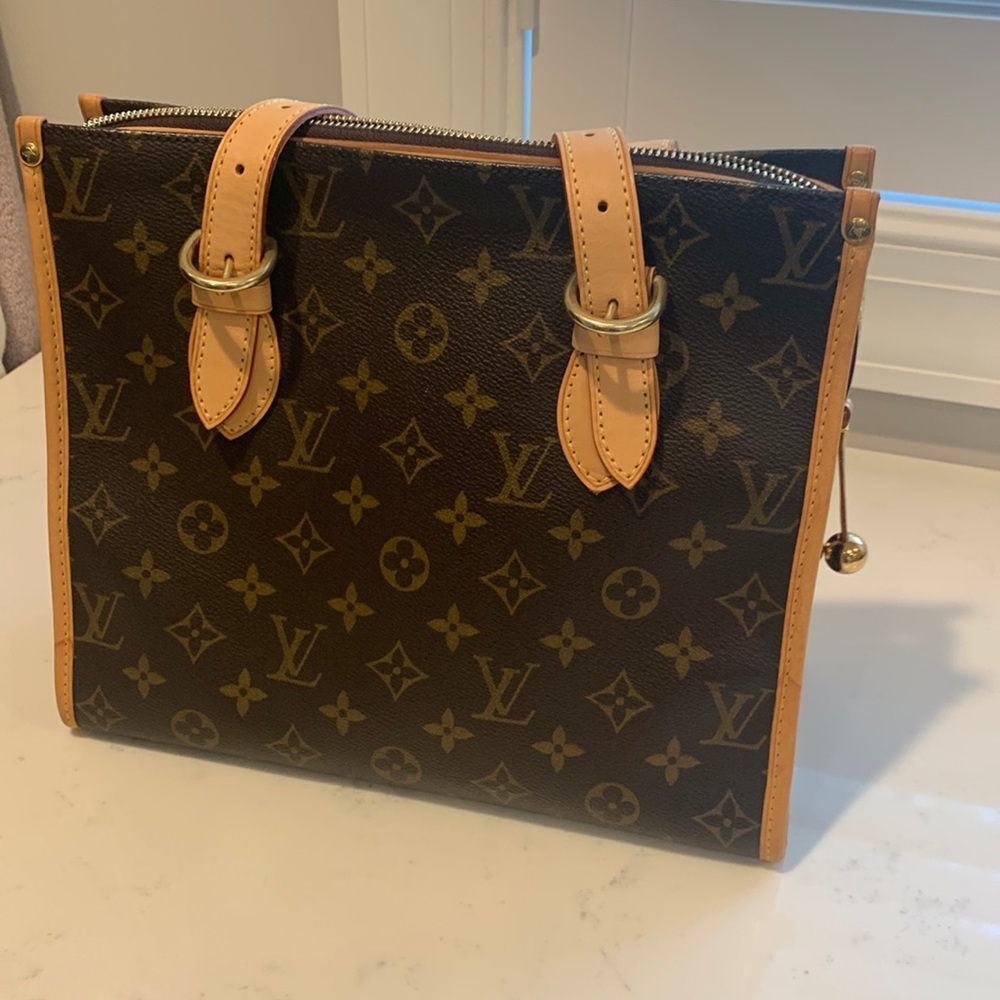 LV tote
